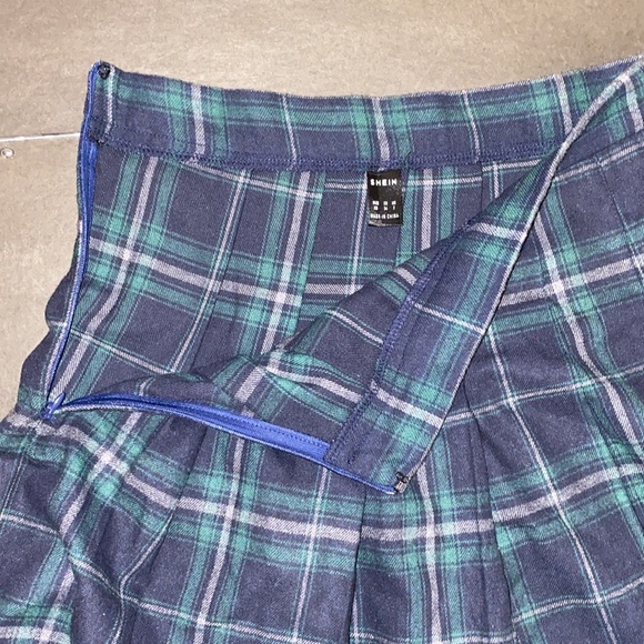 SHEIN XS Blue Green Plain Skirt Side Zip - Picture 4 of 4